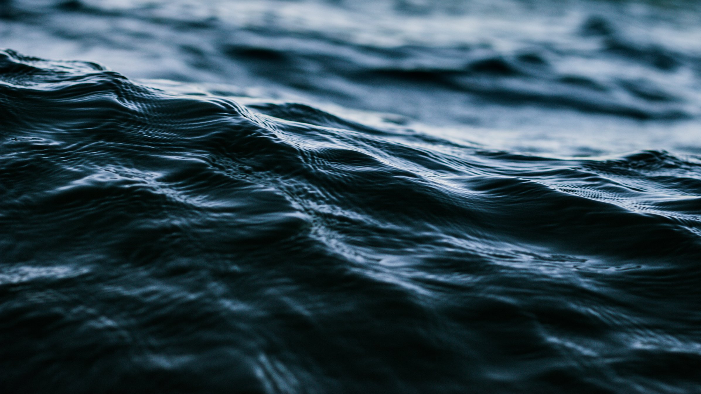 Ocean Waves Background
